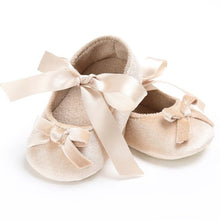 Load image into Gallery viewer, Princess Dance Baby Shoes